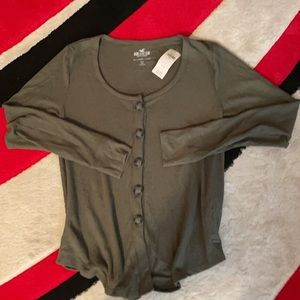 Hollister shirt - brand new with tags!